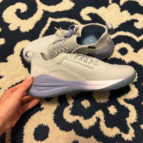 cloves Shoes Brand New Cloves Nursing Shoes Only Worn Once Size 7